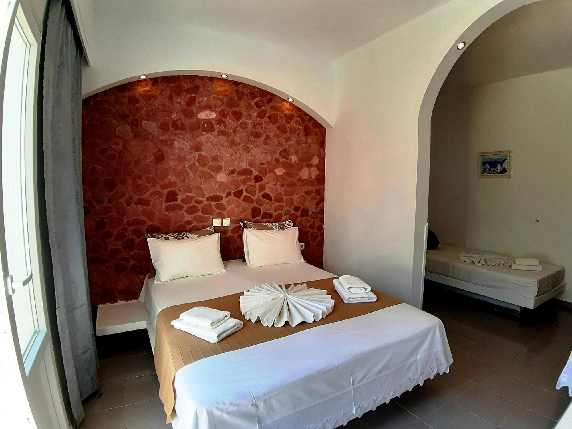 Apartahotel Atalos